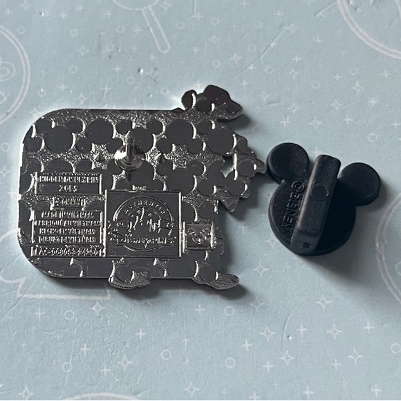 Disney Parks Haunted Mansion Hitchhiking Ghost Hiddrn Disney D Pin - Picture 3 of 3